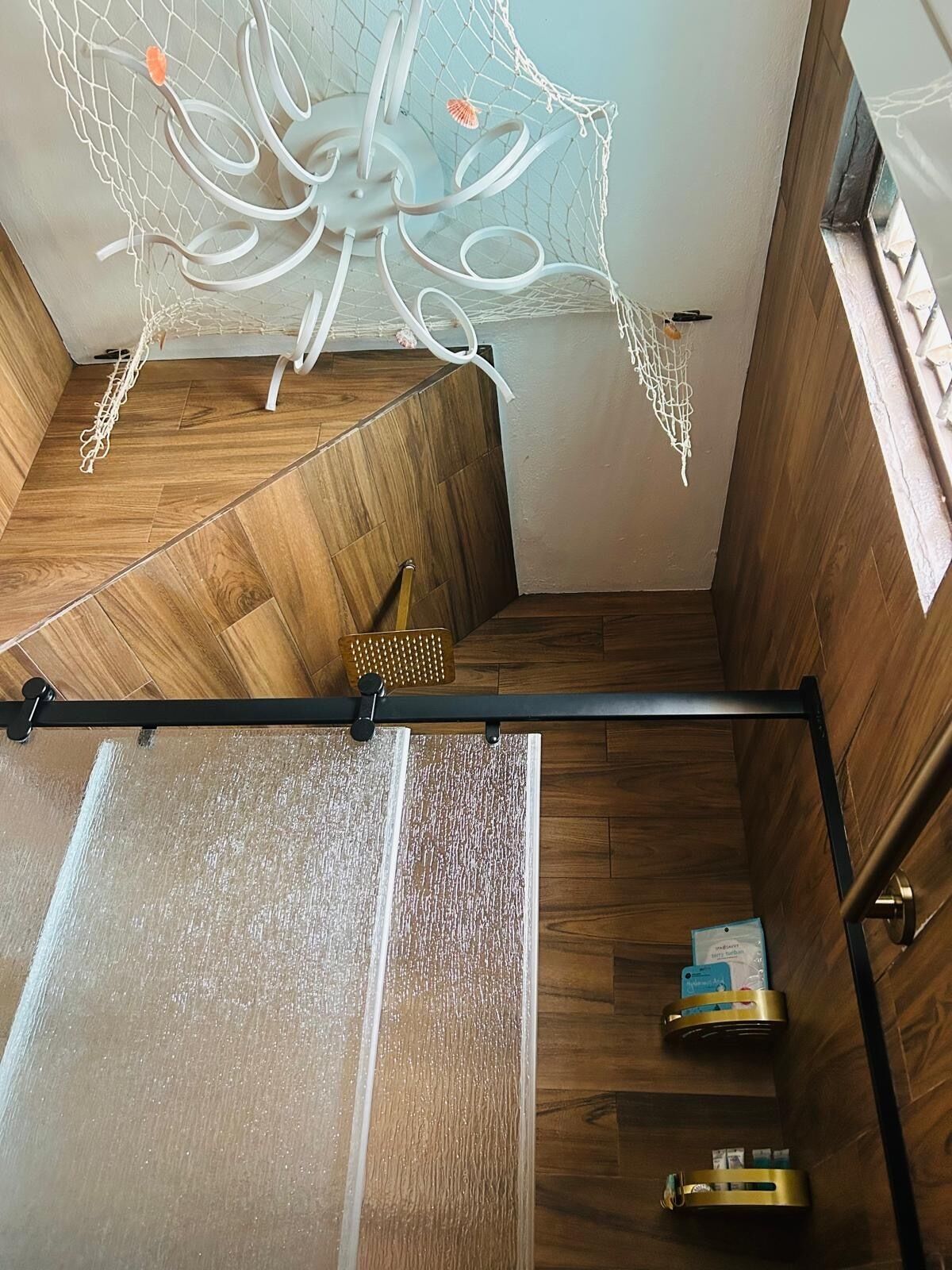 Comfort House, Ocean View | Bathroom shower