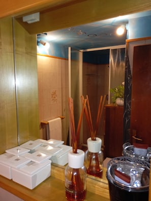 Comfort Double Room | Bathroom