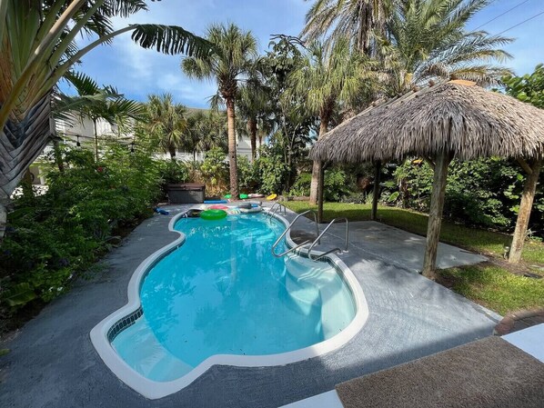 Pool - `Oasis` Historic Beachside Cottage 3/2 (Indian Rocks Beach)
