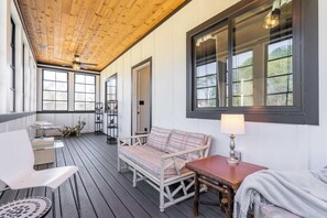 Interior - The High Note Hideaway- Luxe 4BR w/ Sauna, Tower Room + Firepit Near Opryland (Nashville)