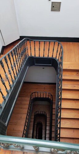 Cozy Suite in Bairro Alto Shared House