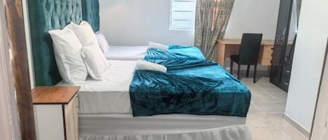 9 chambres, Wi-Fi, literie fournie