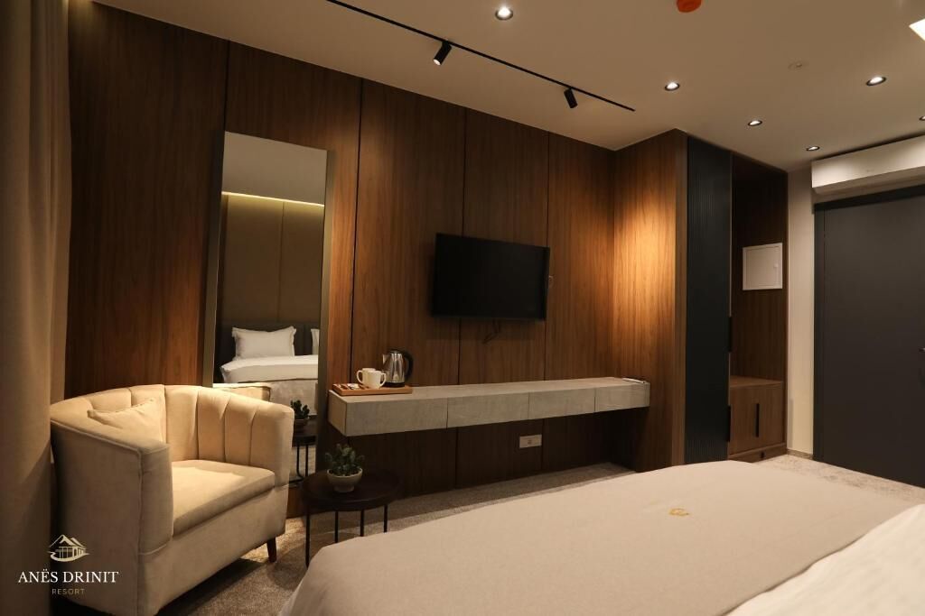 Dobbeltrom – deluxe, balkong, hageutsikt