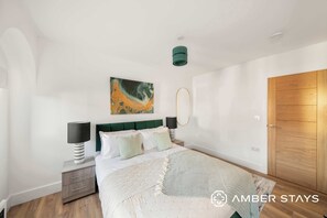 2 室のベッドルーム、アイロン / アイロン台、旅行用ベビーベッド、WiFi