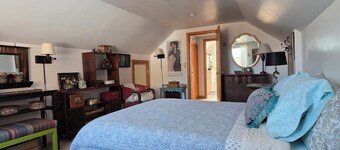 Coastal Serenity in the Heart of Kodiak!