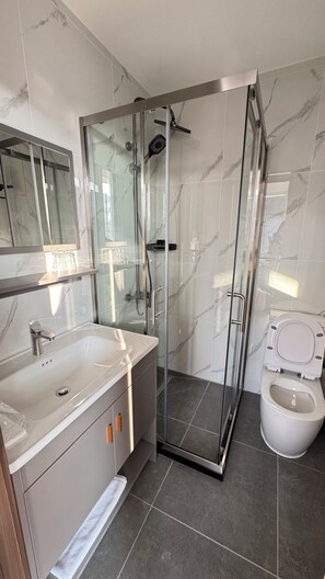 Bathroom - Sky Vista Hotel (Surčin)