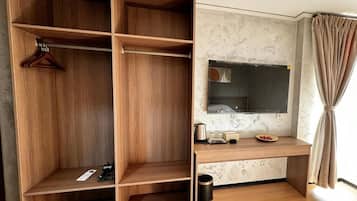 Kamar Double Superior, pemandangan kota | Interior