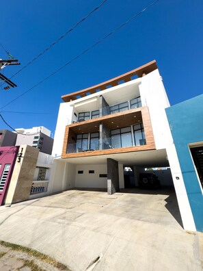 Exterior - Cozy 1-Bedroom Retreat Near Mazatlán’s Stunning Beaches (Mazatlan)