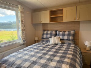 Room - Serenity at the edge of the lake (Tirau)