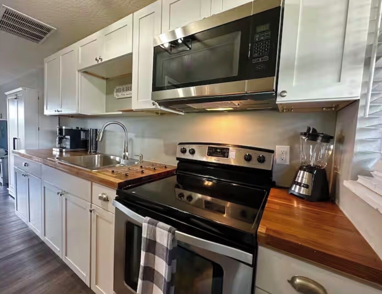 Microwave, oven, stovetop