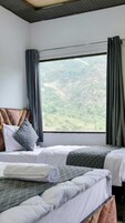 Deluxe Double or Twin Room, Patio, Mountain View | Free WiFi