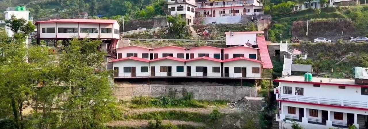 Fachada de la propiedad