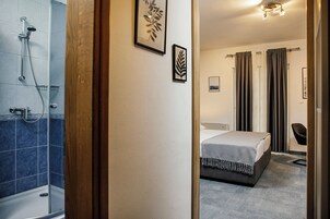 Habitación Deluxe con 1 cama doble o 2 individuales, balcón, vistas al mar | Baño