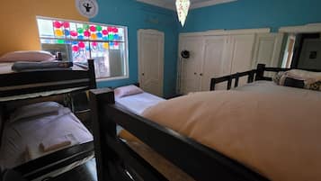 Dormitorio condiviso Basic, per sole donne