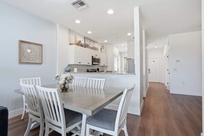 Dining - #324 - Golf Views -Second Floor - Updated (Naples)