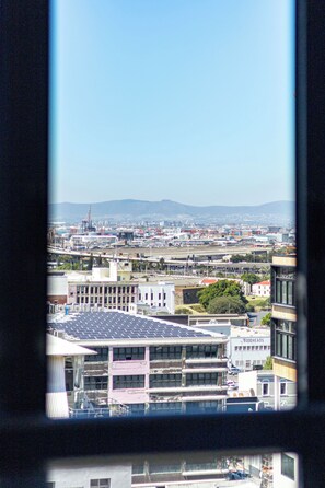 Interior - Skyline Apartment - Harbour & City Views (Cape Town)