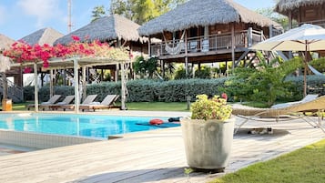 Piscine extérieure