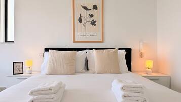 6 bedrooms, iron/ironing board, free WiFi, bed sheets