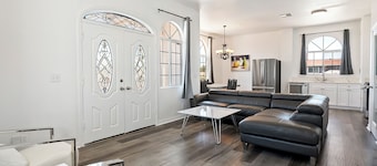 Modern 4bedroom & 2bathroom Los Angeles unit by Universal studio & Hollywood-8