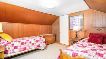 Iron/ironing board, internet, bed sheets