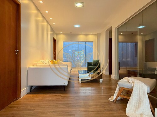 MotoGP on foot! Spacious house for 10 guests.