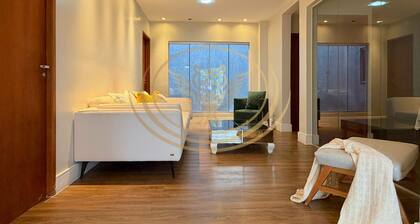 MotoGP on foot! Spacious house for 10 guests.