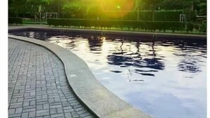 Pool - Elegant Apartment free parking near US Consulate (Guayaquil)