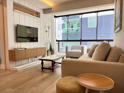 2 Bedrooms - Near the Beach - Renovated Apartment