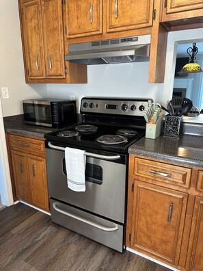 Private kitchen - Excellent Masters Location! Just Added!! Discounts! (Augusta)
