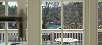 Renovated Villa w/ Stunning Lake View & Beach Access