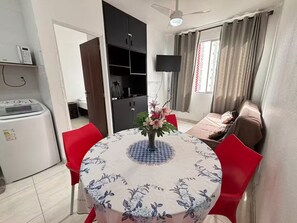 Interior - Apartment 350m from the beach • Shopping 1 minute away • With Garage (Balneário Camboriú)