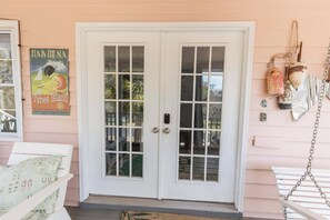 Exterior detail - Tybee Island Beach House Near Ocean & Family Fun (Tybee Island)