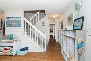 Interior - Tybee Island Beach House Near Ocean & Family Fun (Tybee Island)