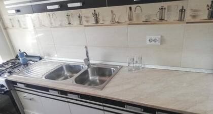 Ella Doo Apartament • 15'▶Palas