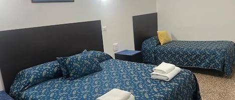 トリプルルーム