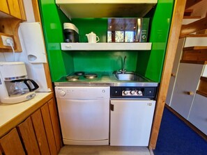 Fridge, microwave, oven, dishwasher - 150m from resort center, 5th floor, balcony, tv, 33m², Les Arcs (Les Arcs)