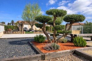 Property grounds - VILLA T4 in Grau d'Agde with swimming pool+WIFI+Clim / Beach 170m away (Agde)