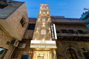 Exterior detail - The Western Grand (New Delhi)