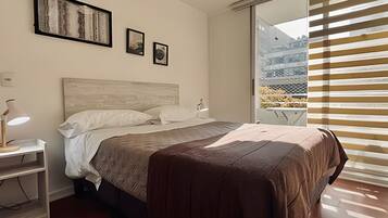 Family Apartment, 3 Bedrooms, Air conditioning, Garden View