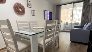 Sınıflandırılmamış resim, 126 üzerinden 2, düğme