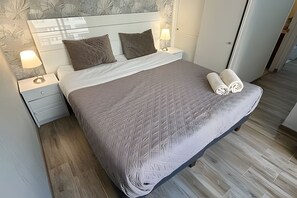 Family Apartment, 3 Bedrooms, Air conditioning, City View | Free WiFi, bed sheets - Andino Suites (Santiago)