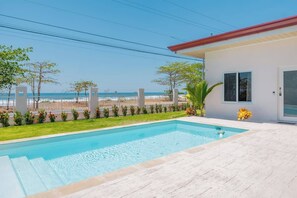 Pool - Beachfront House with Private Pool in Hermosa (Playa Hermosa)