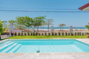 Pool - Beachfront House with Private Pool in Hermosa (Playa Hermosa)