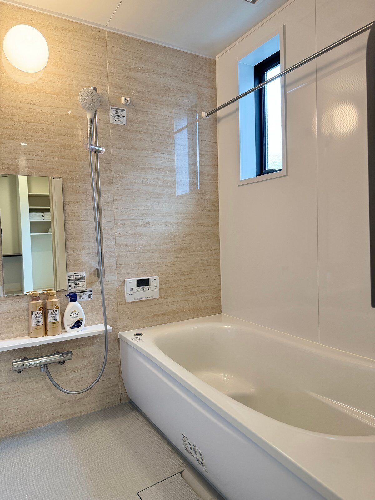 Dusche, Haartrockner, Bidet