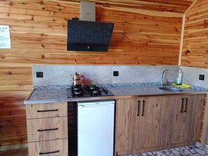 Family Bungalow, Garden View | Private kitchen - Riviera bungalov apart (Demre)