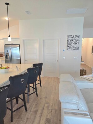 Interior - The Villager’s Escape, Luxury 3BR Near Golf, Relax & Unwind (Wildwood)