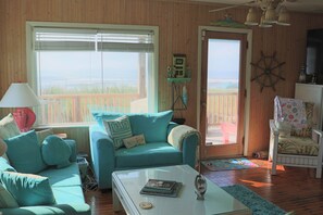 TV - Spacious Oceanfront Retreat with Private Pool and Hot Tub (Emerald Isle)