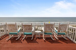 Property grounds - 4 BD| 4.5 Bath| Luxury Oceanfront Escape-Discounted weeks for June & August (Emerald Isle)