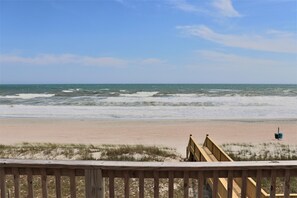 On the beach - 4BR Half-Duplex on Emerald Isle’s Oceanfront (Emerald Isle)