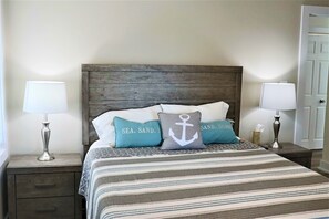 5 bedrooms, free WiFi, bed sheets